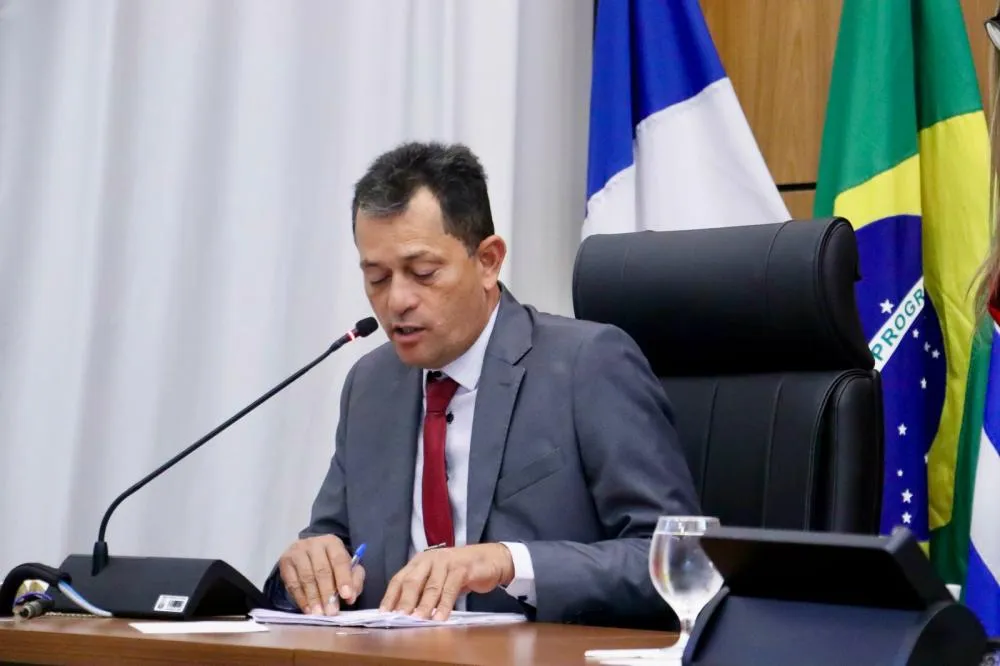 Vereador Zé Branquim solicita melhorias para infraestrutura e saúde de Palmas