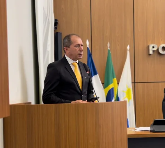 Pastor Professor Manoel Bomfin pede explicações da BRK Ambiental em sessão na Câmara de Palmas