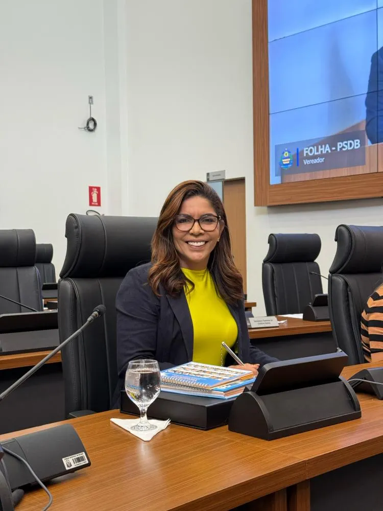 Delma Freitas solicita que contêiners de lixo seja colocados no Setor Universitário