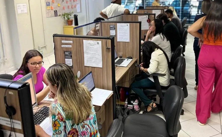 Procon realiza mutirão de renegociação de dívidas com concessionárias de água e energia