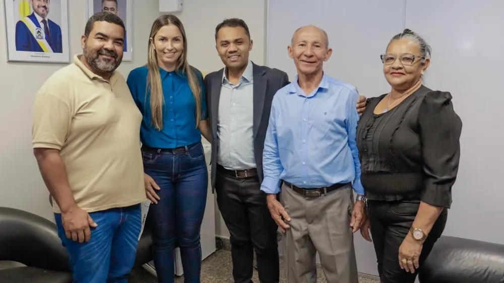 Deputado Moisemar recebe comitiva de Jaú do Tocantins e reforça compromisso com recuperação de trecho entre Talismã e Jaú