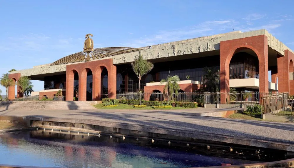 Governo antecipa pagamento e servidores recebem salários com reajuste de 4,17% nesta quarta-feira