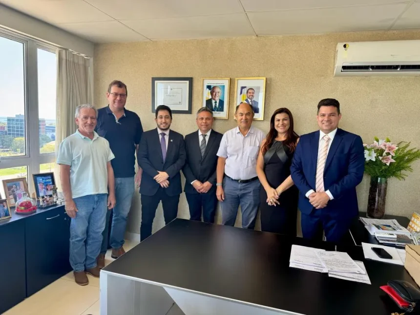 Vereador Alex Mascarenhas participa de reunião com produtores da Serra e defende avanços na APA do Lajeado