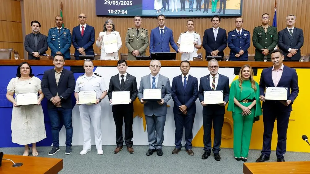Assembleia Legislativa presta homenagem aos 25 anos da Marinha no Tocantins