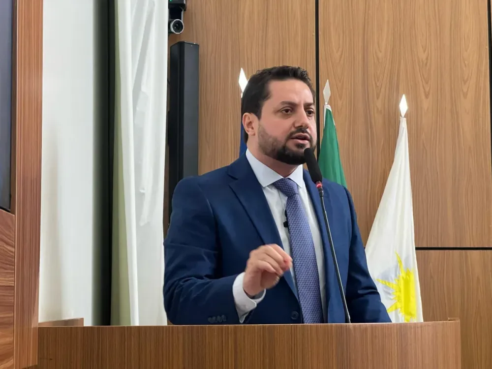 Dr. Vinícius Pires propõe criação de ambulatório especializado e inclusão de medicamentos para fibromialgia no SUS de Palmas