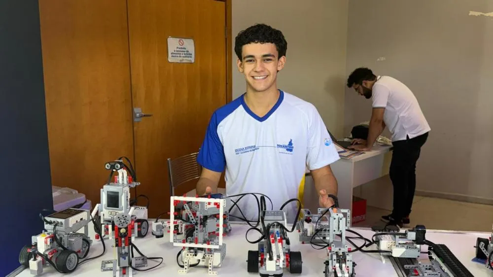 Governo entrega kits de robótica que beneficiarão mais de 82 mil estudantes do Ensino Médio
