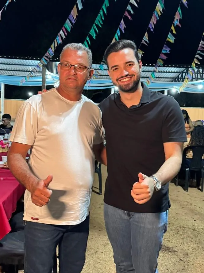 Vereador Nonatão da 4 recebe seu amigo e colega Vereador Marcos Júnior no Festejo de N. Sra. do Perpétuo Socorro, no Aureny IV