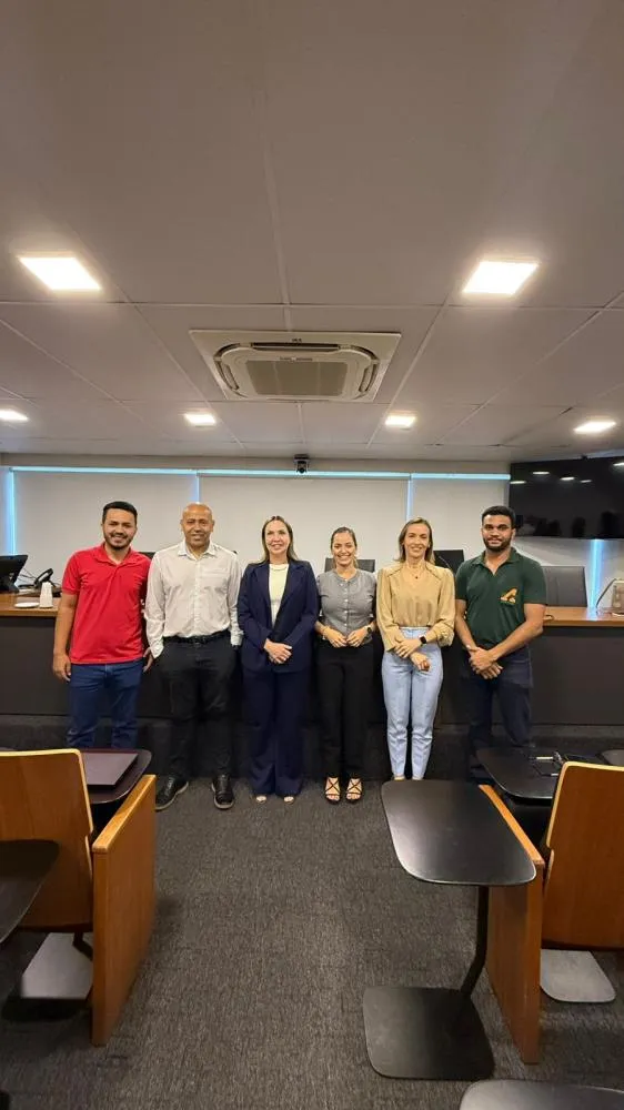 MaryCats da Causa Animal reúne atacadistas e órgãos públicos para discutir colônias de gatos em comércios de Palmas