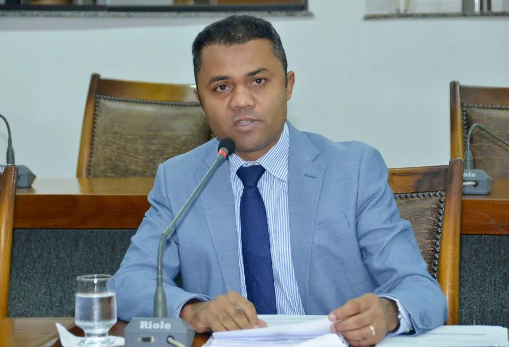 Assembleia aprova projeto de Moisemar Marinho que institui o Dia Estadual do Perito Criminal no Tocantins