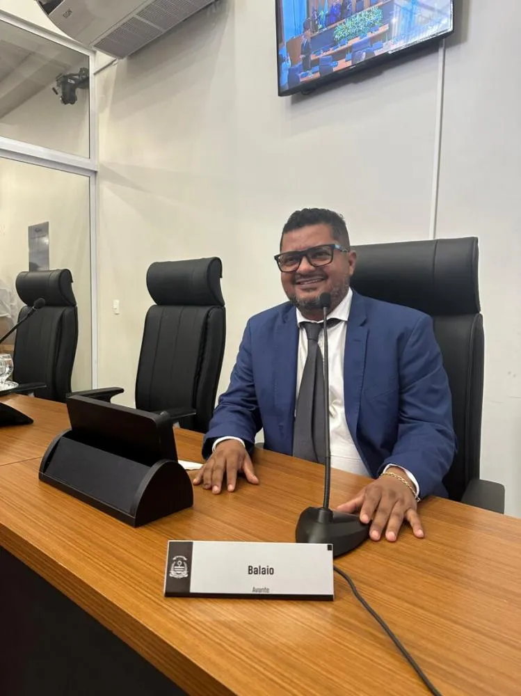 Vereador Balaio tem requerimento aprovado e solicita inauguração da quadra poliesportiva do Setor Araras I