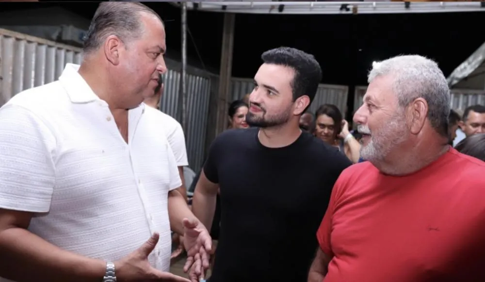 Vereador Marcos Júnior viaja para o Bico do Papagaio acompanhando o senador Eduardo Gomes