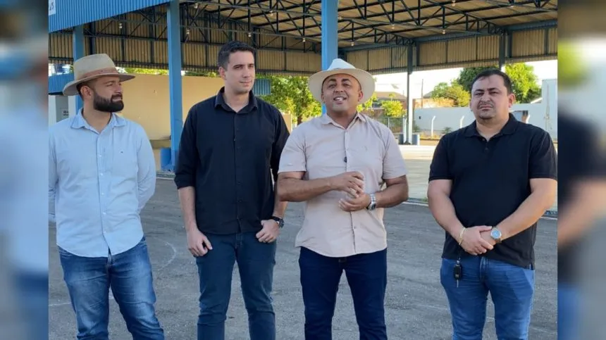 Vereador Dian Carlos articula revitalização da Feira do Aureny III em Palmas