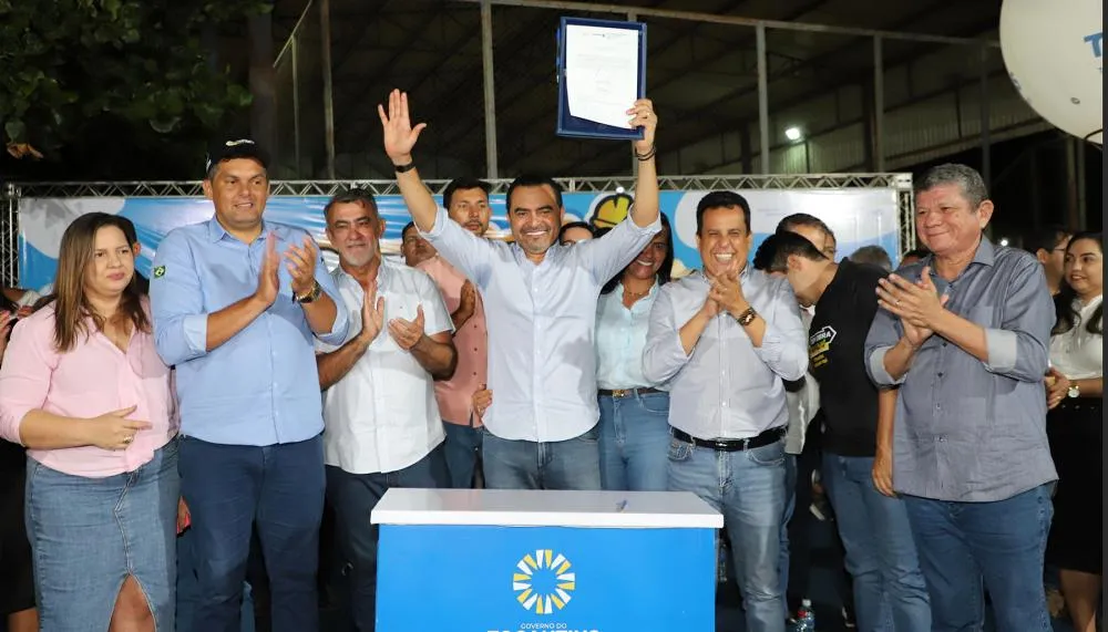 Com investimento de R$ 1,4 milhão, governador Wanderlei assina Ordem de Serviço para reforma de escola em Recursolândia