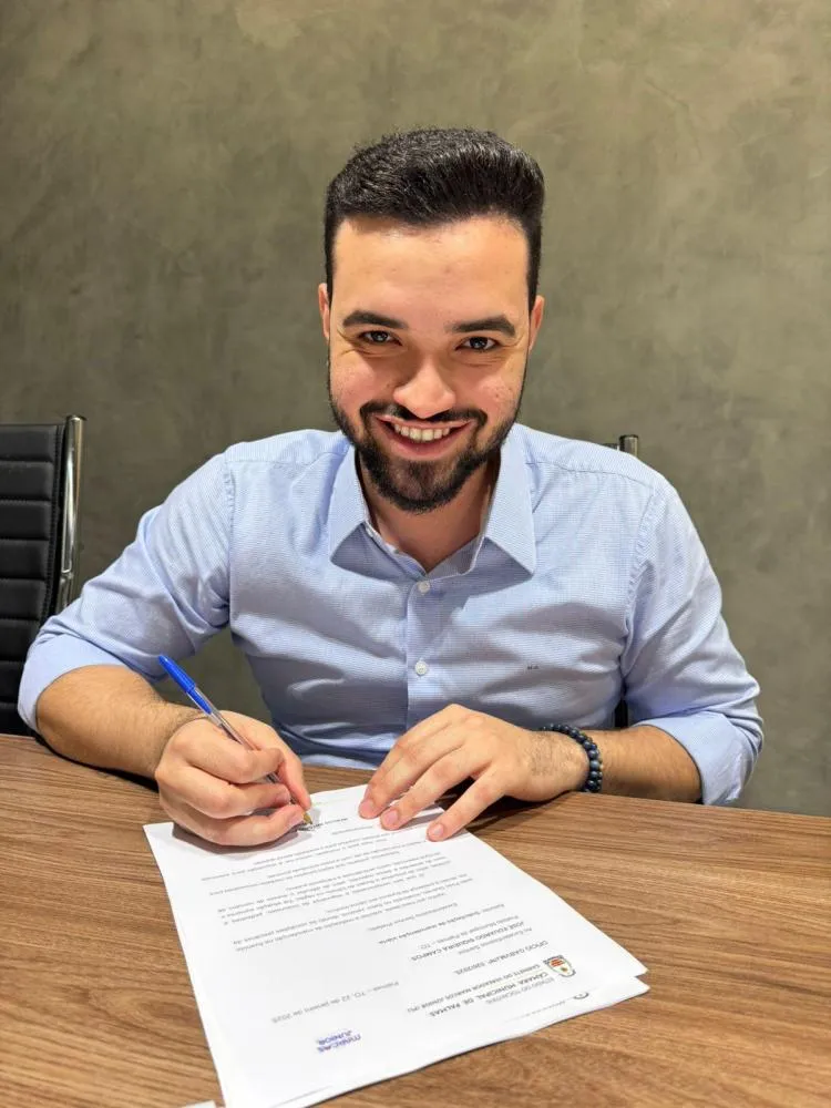 Marcos Júnior cobra retomada de obras estruturantes na capital