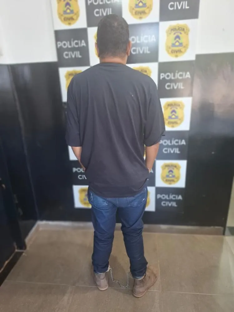 Homem é preso em flagrante após usar cartão perdido para realizar compras em Dianópolis