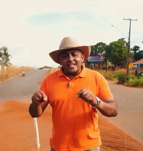 Vereador Dian Carlos solicita sinalização e lombadas para melhorar segurança viária na baixada do Aureny III