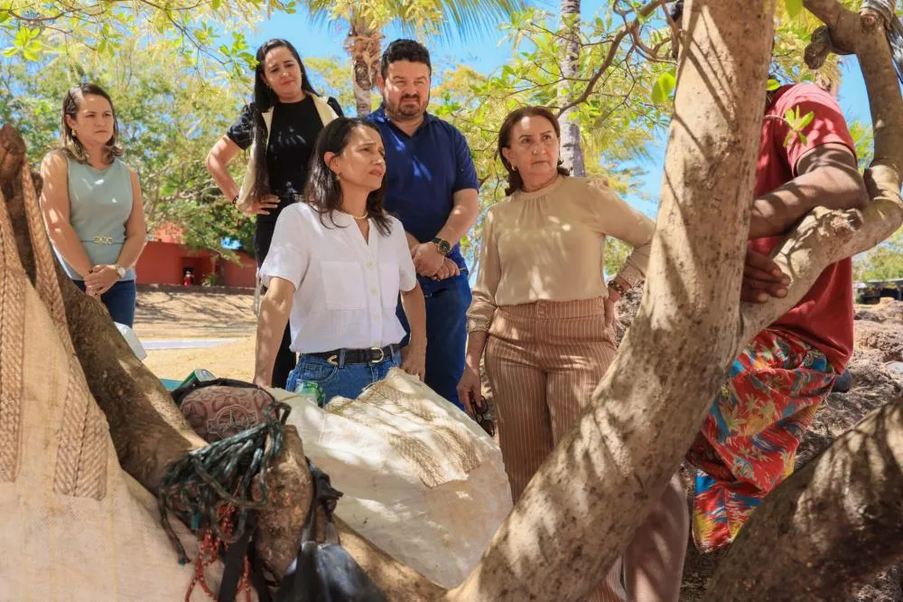 Equipe da Prefeitura de Palmas oferece café da manhã com escuta acolhedora a pessoas em situação de rua