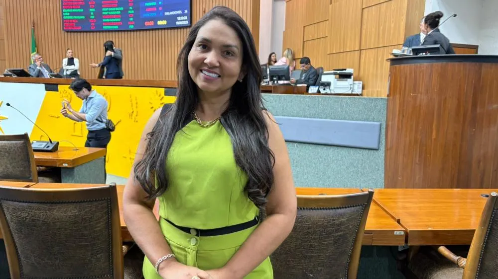 Deputada Vanda Monteiro apresenta lei que institui a Política Estadual de Divulgação de Livros de Autores Tocantinenses nas escolas