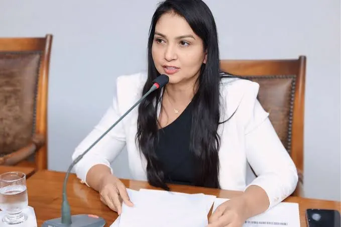 Deputada Vanda Monteiro destaca leis que garantem folga a trabalhadores para exames preventivos contra o câncer