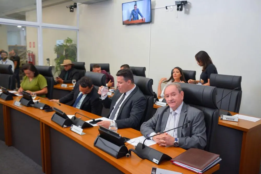 Câmara Municipal aprova projetos de lei e requerimentos em sessões ordinárias desta semana