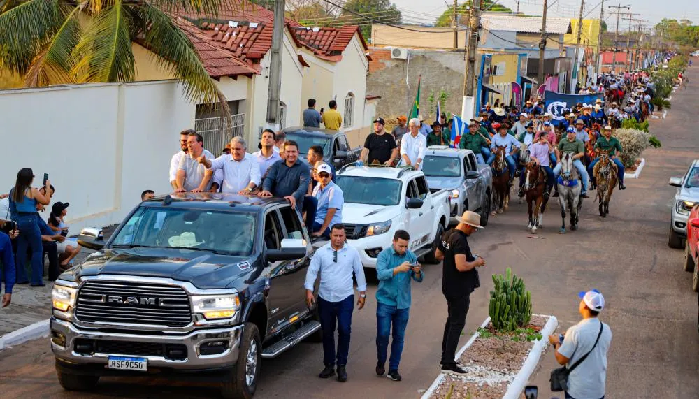 Governador Laurez Moreira participa da tradicional Cavalgada Ecológica do Cantão