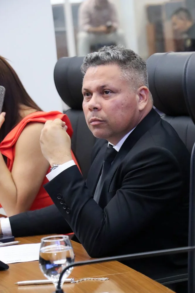 Vereador Alex Mascarenhas solicita revitalização de praça em Taquaralto