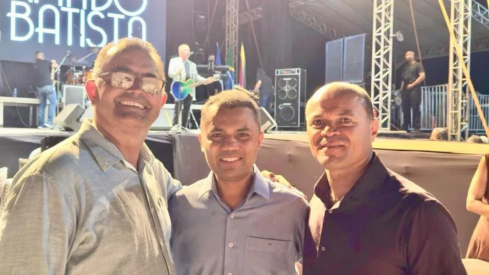Deputado Moisemar Marinho participa da tradicional Festa do Pequi em Nova Rosalândia e anuncia emenda para aquisição de ambulância