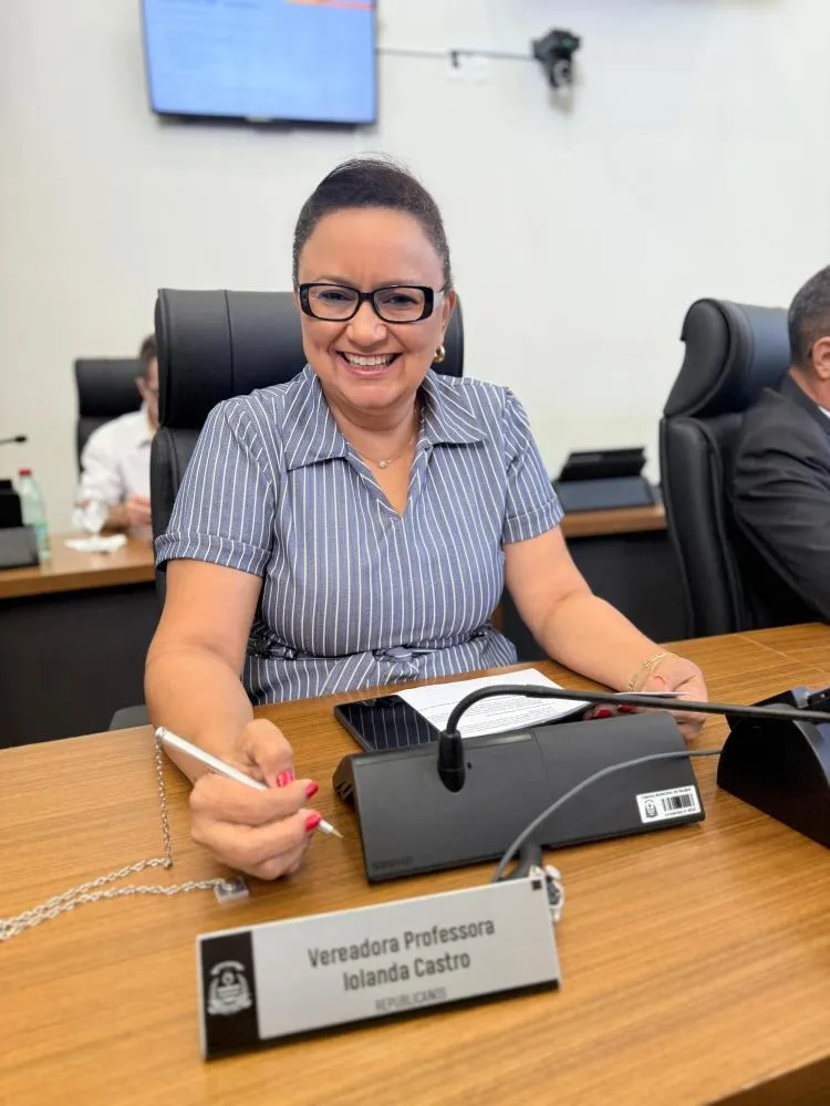 Professora Iolanda Castro fortalece a voz das mulheres com Projeto de Lei sobre saúde menstrual em Palmas