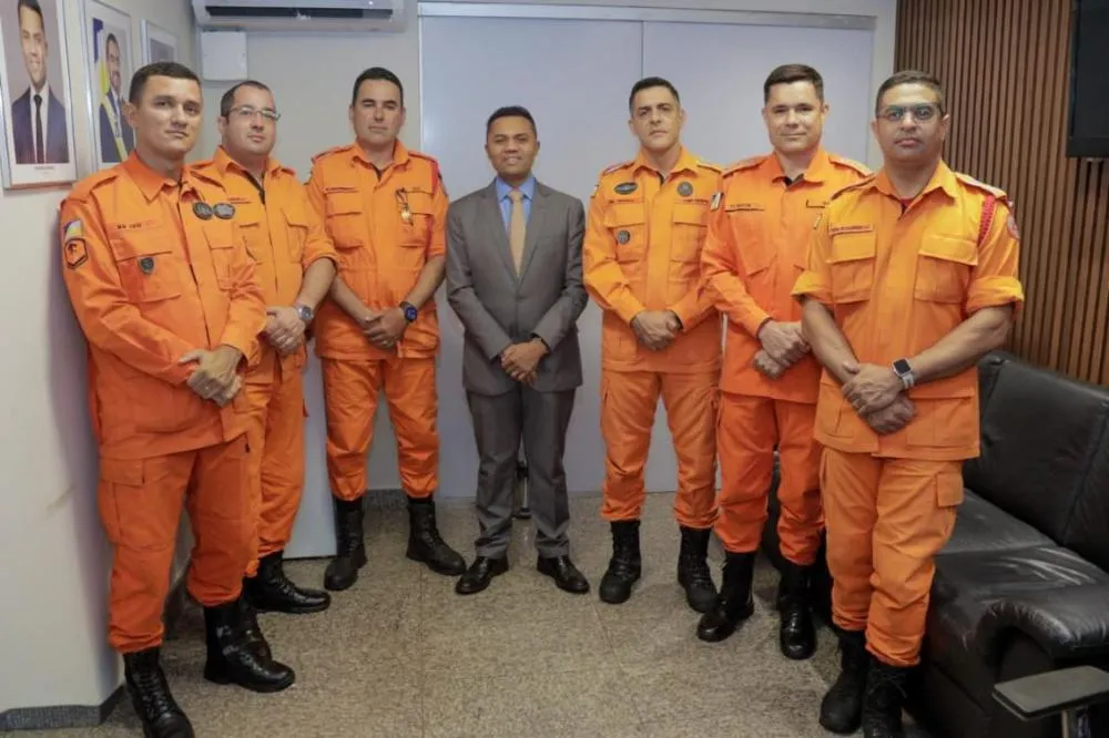 Deputado Moisemar Marinho e Bombeiros alinham demandas e homenagem na Aleto