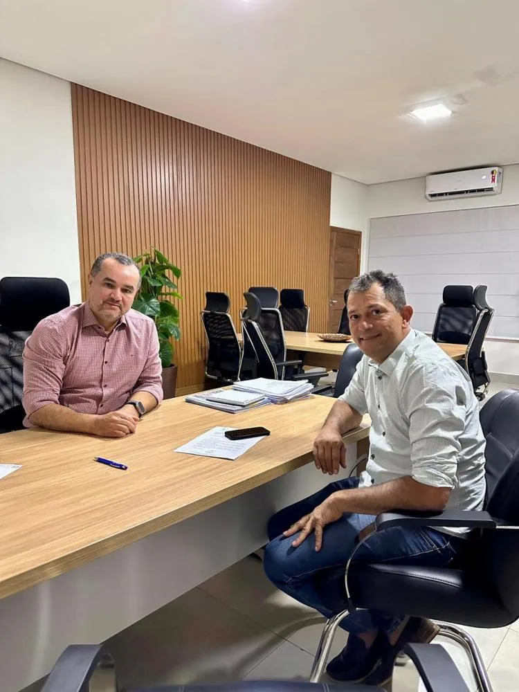 Vereador Zé Branquim solicita asfaltamento para a Região Lago Norte