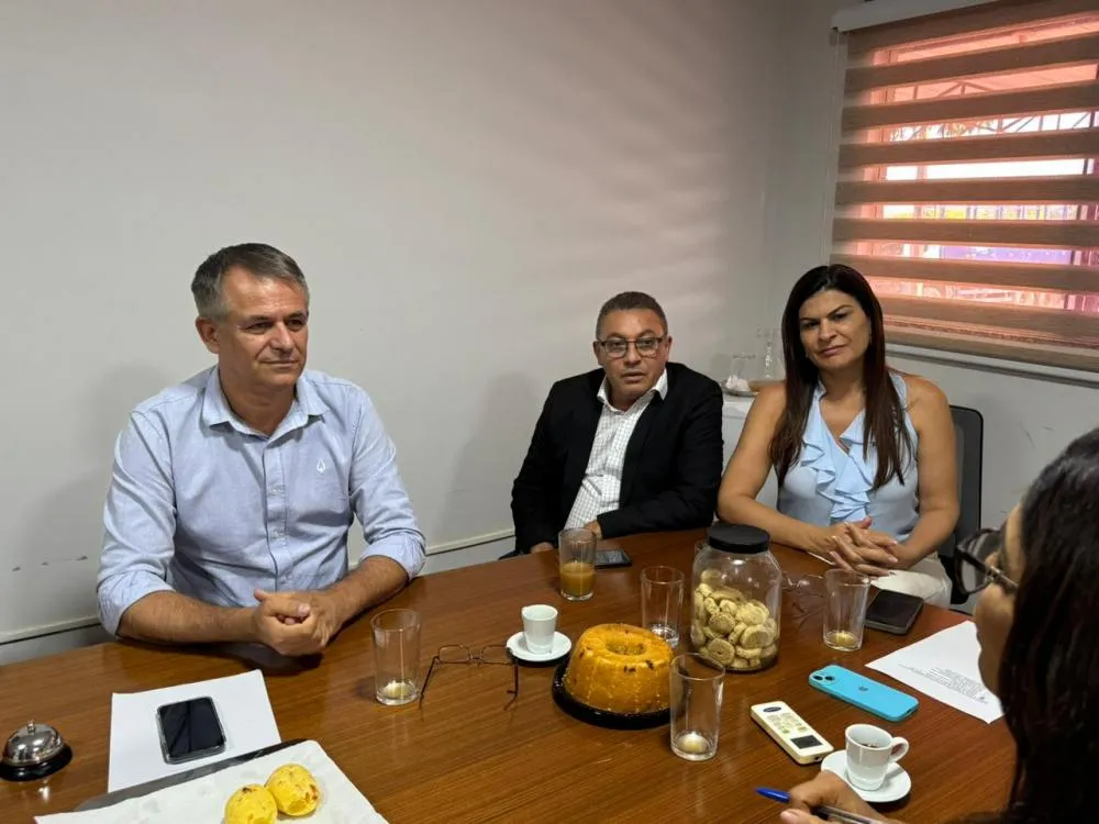 Frente Parlamentar do Agro, coordenada pela vereadora Karina Café, realiza reunião com o secretário de Agricultura de Palmas para alinhar prioridades do desenvolvimento rural