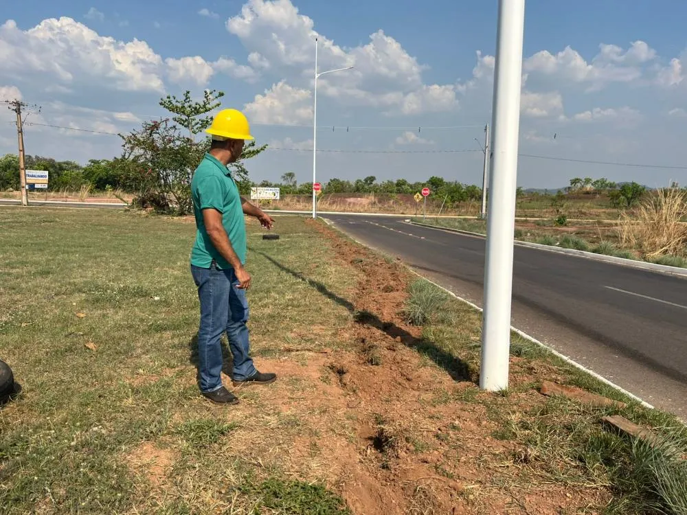 Cabos de iluminação de LED instalados este ano no Jardim Taquari são furtados