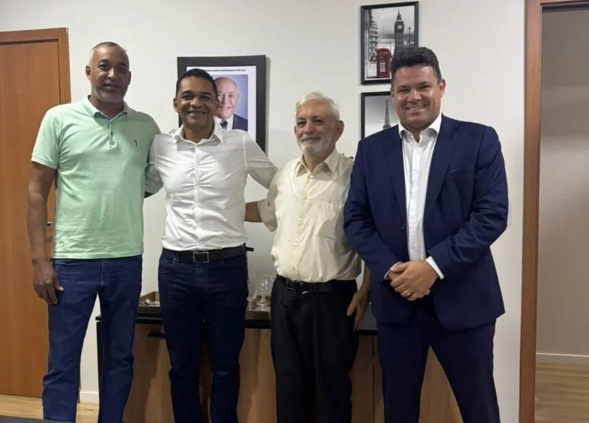 Vereador Walter Viana solicita pacote de melhorias para o Setor Maria Rosa