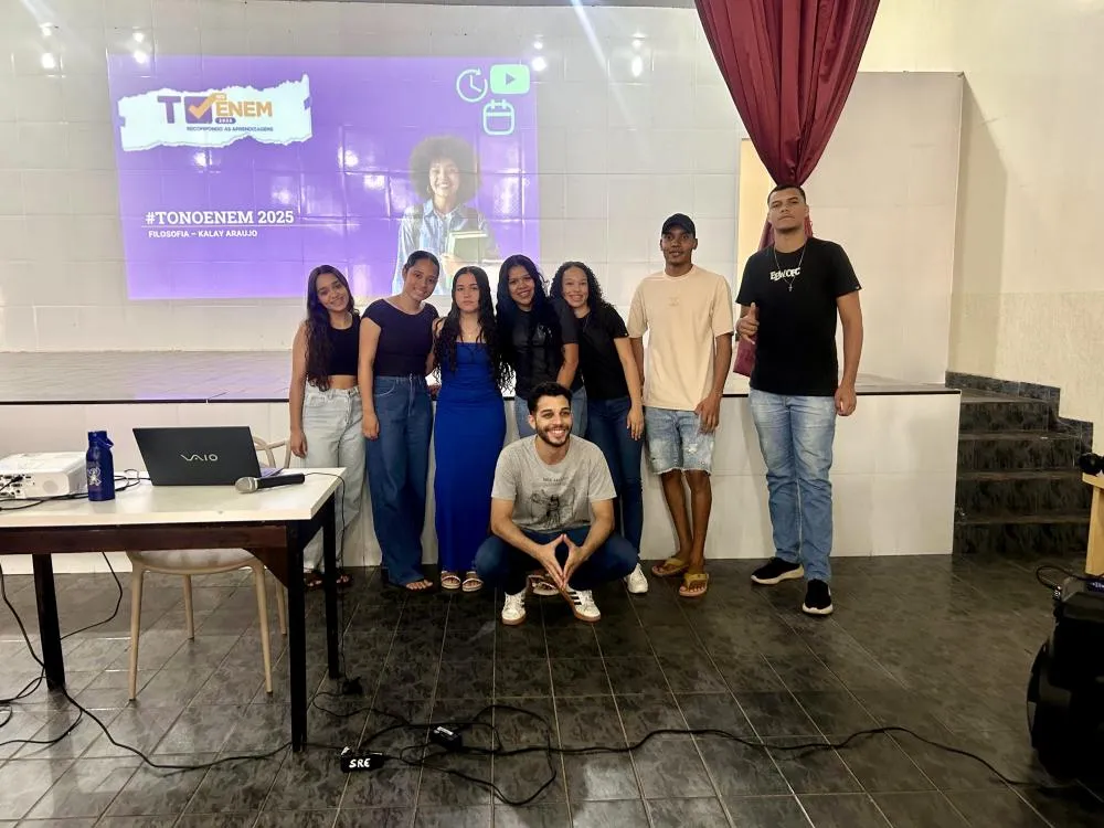 Estudantes de Almas, da SRE de Dianópolis, durante as aulas do #TOnoEnem 2025 que oferece preparação extra para os concluintes do ensino médio rumo ao Enem e vestibulares.