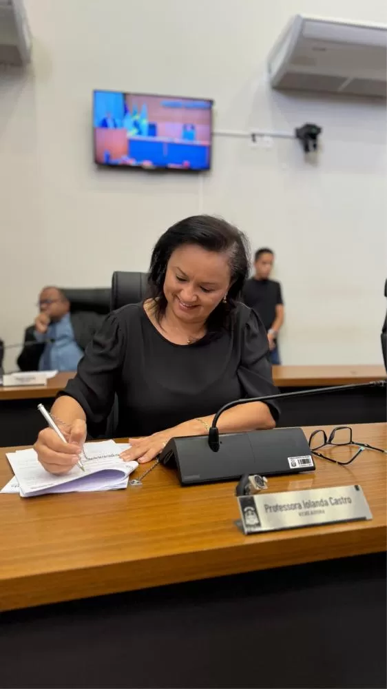 Professora Iolanda Castro emite parecer favorável ao projeto que cria o Dia do Jogador de Futebol Amador em Palmas