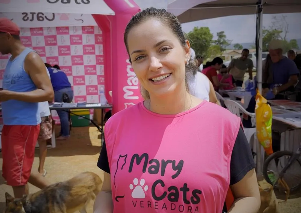 Vereadora MaryCats da causa animal promove ação que leva microchipagem, vacinação e testes de leishmaniose ao Recanto das Araras