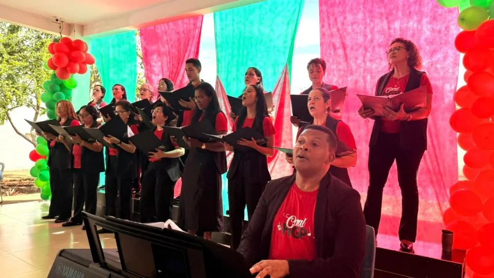 Cantata de Natal foi realizada pelo Coral do HGP na manhã desta sexta-feira, 19 – Foto: Gabriela Letrari