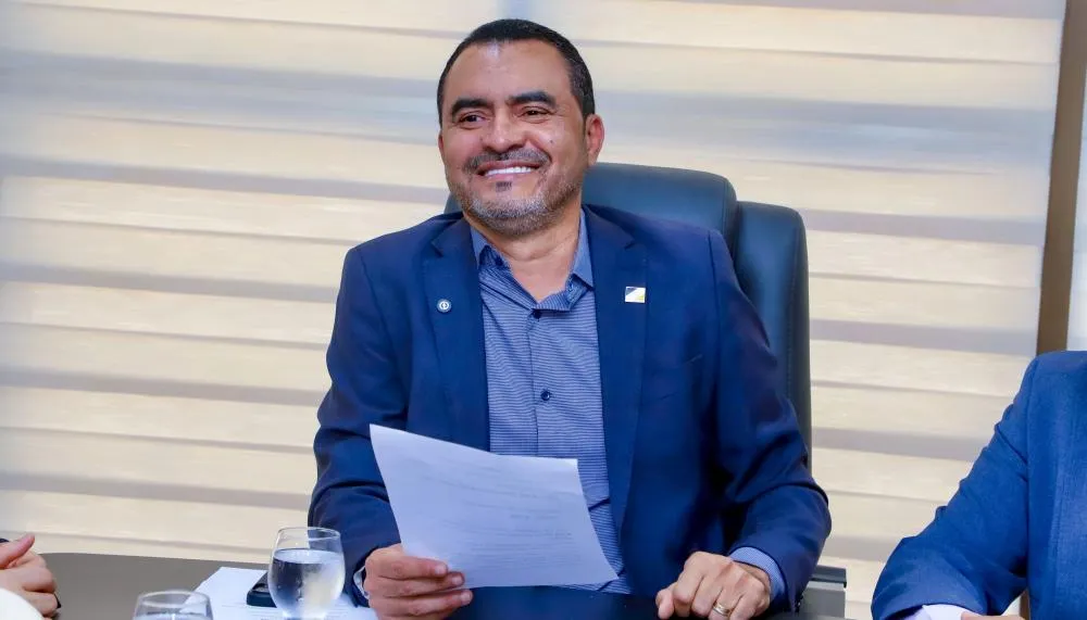 Governador Wanderlei Barbosa destacou que a convocação é um compromisso do Governo do Tocantins com a valorização dos profissionais da Educação e com a melhoria contínua do ensino público. Foto: Antonio Gonçalves/Governo do Tocantins