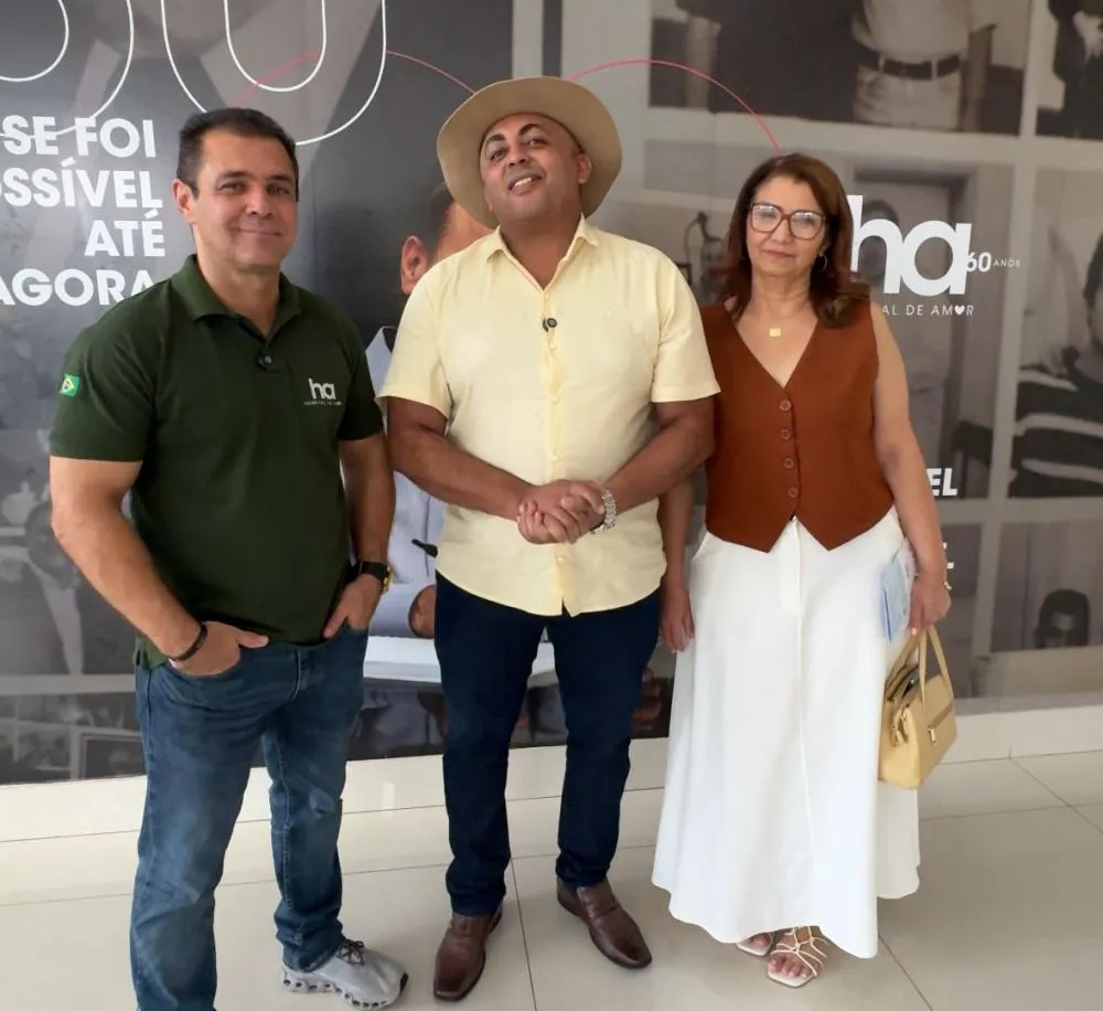 Dian Carlos se emociona em visita ao Hospital de Amor e reafirma apoio ao trabalho humanizado da instituição