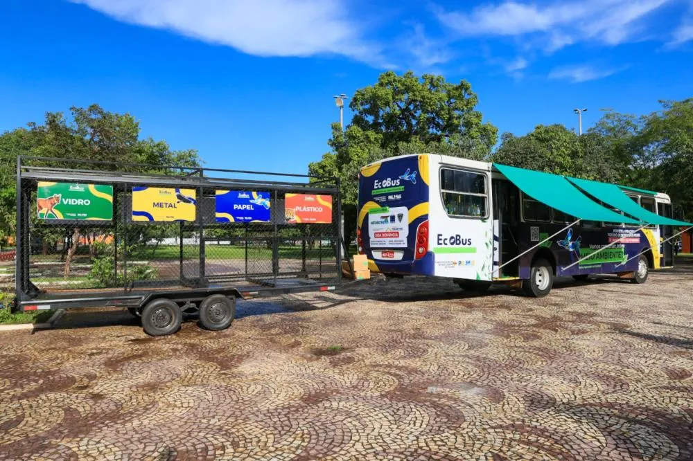 Ecobus é equipado com estrutura para educação ambiental itinerante. Foto: ia Mara