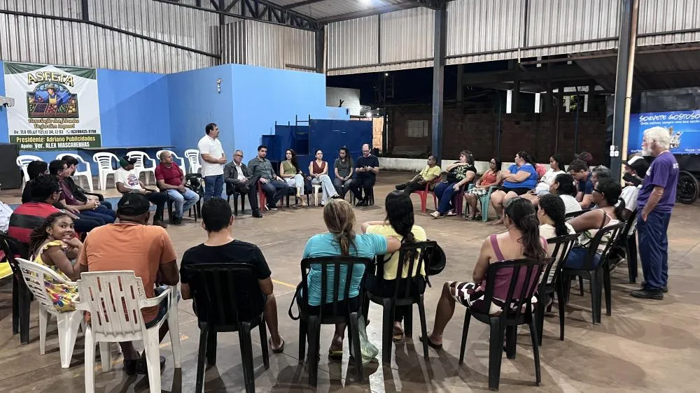 Prefeitura de Palmas e governo do Estado alinham com feirantes a reforma da Feira do Taquari 