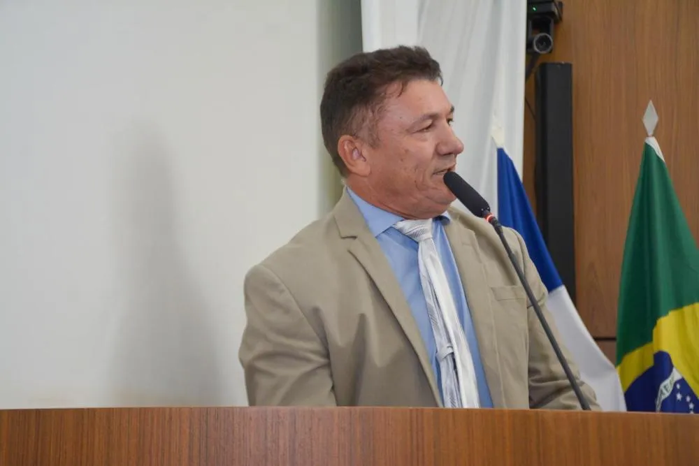 Vereador Márcio Reis solicita implantação de sistema de esgoto no setor Santa Bárbara