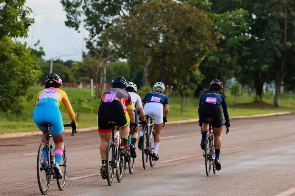 Iniciativa amplia segurança com criação de área exclusiva para treinos na Avenida NS-15. Foto: Regiane Rocha