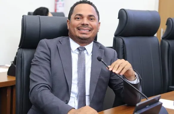 Vereador Josmundo solicita construção de creche na Baixada do Aureny III