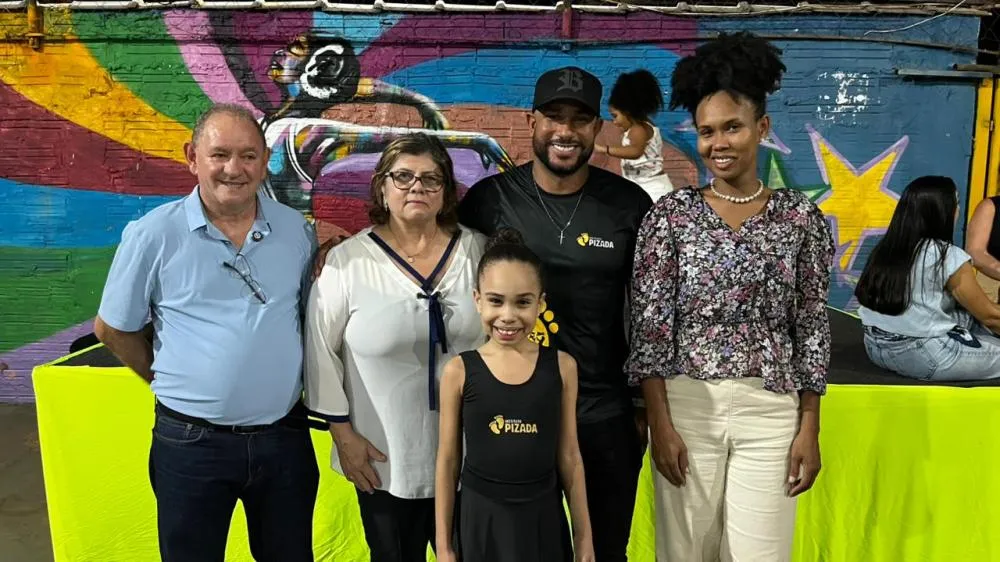 Instituto Pizada formalizou a entrega de mais de 400 kits de balé que transformam a realidade de crianças em Palmas