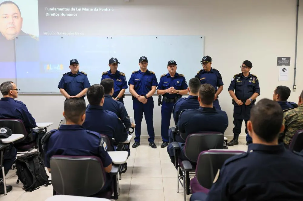 Capacitação da Guarda Metropolitana reforça aplicação da Lei Maria da Penha no combate à violência contra a mulher