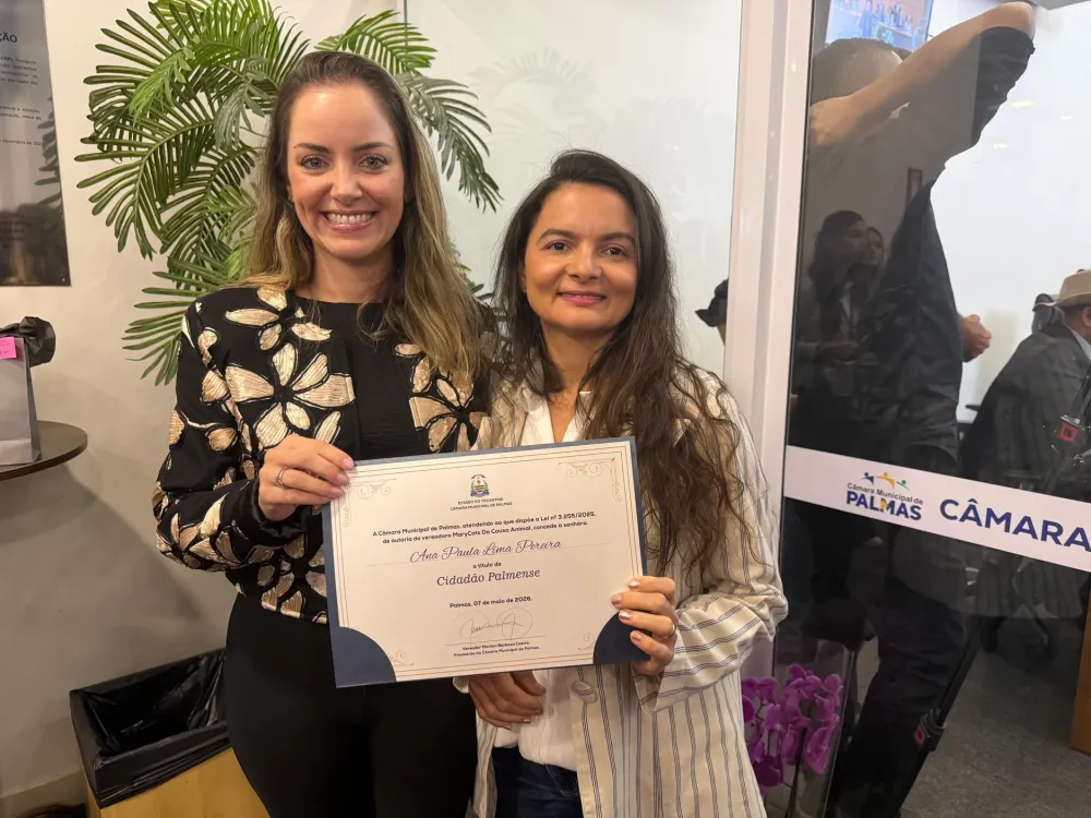 Ana Paula Lima Pereira recebe Título de Cidadã Palmense por atuação na causa animal