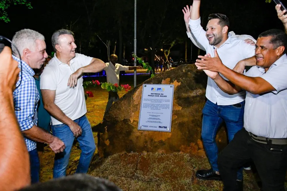 Prefeitura inaugura a Praça das Águas e entrega novo espaço de lazer para moradores do Bertaville