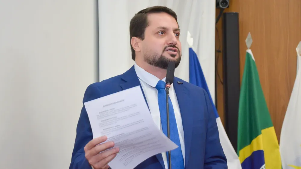 Vereador Vinicius Pires propõe atendimento odontológico para mulheres vítimas de violência em Palmas