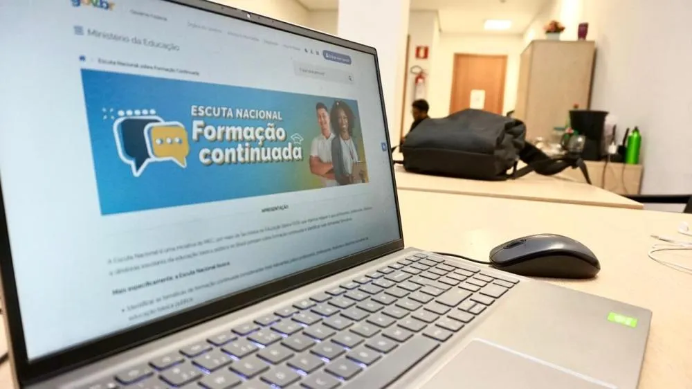 Prazo para Escuta Nacional sobre Formação Continuada é prorrogado até 29 de maio